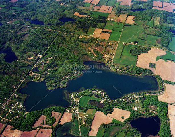 Pleasant Lake (Big) in St Joseph County, Michigan